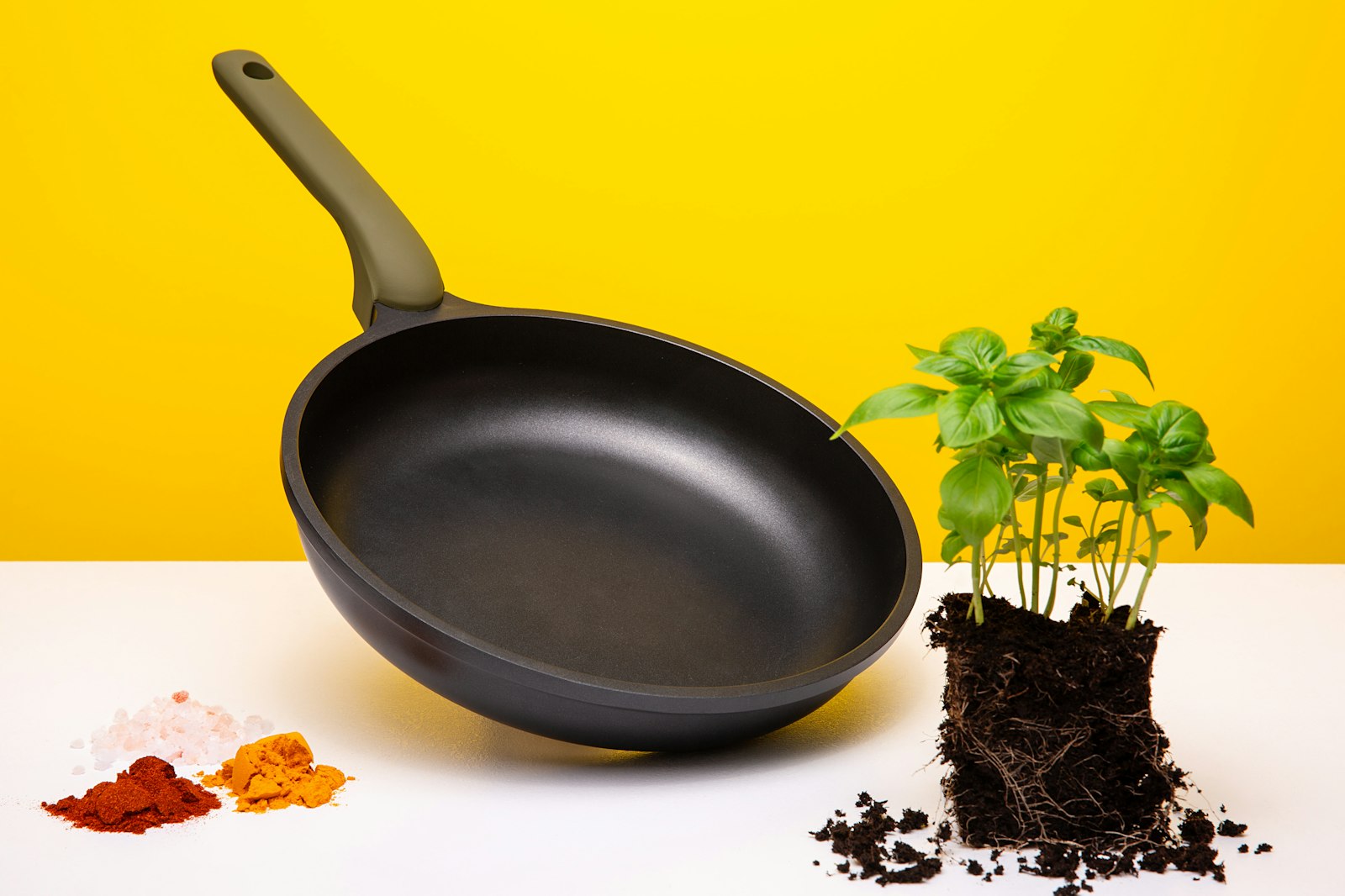 Hexclad Pans: The Kitchen Upgrade That Outperforms the Hype