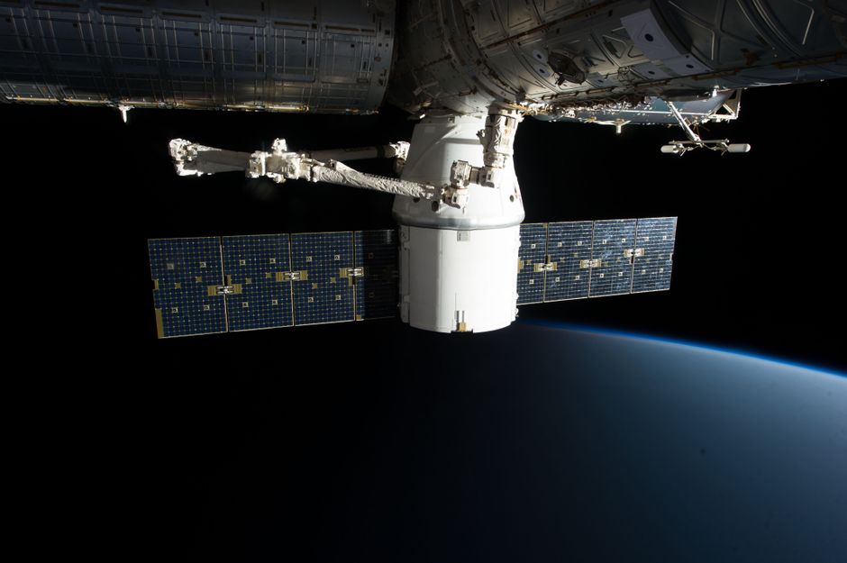 The Cloud Computing Power Shift: How Space, AI, and Hyperscalers Are Redefining Enterprise Infrastructure