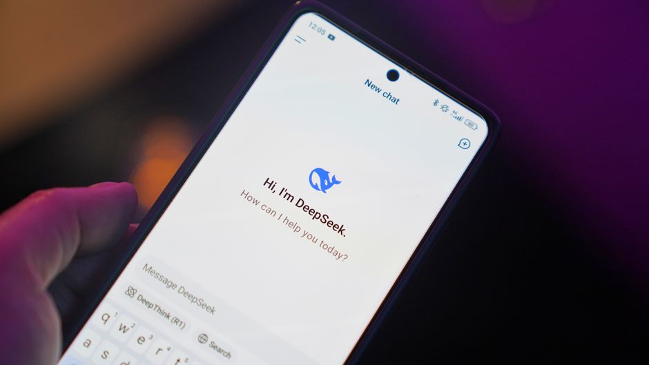 The Messaging Revolution of 2026: Why Your Next "Chat App" Is Actually a Productivity Powerhouse