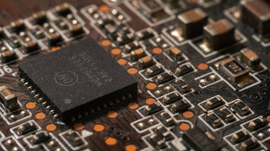 The AI-Powered Workstation Revolution: Why Your Next Laptop Needs a Neural Processing Unit