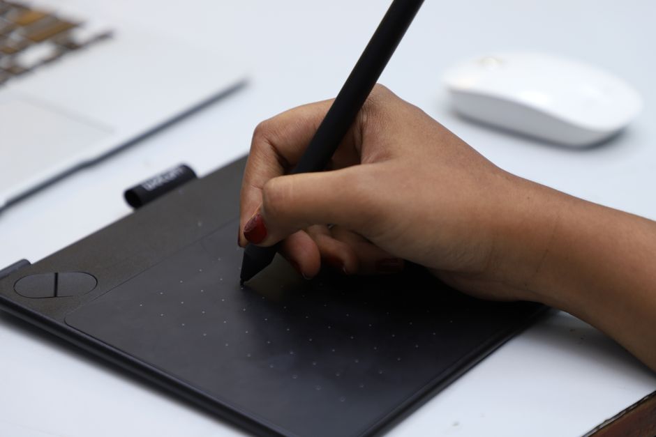 The Foldable Future: Why Design Software Must Adapt to the New Form Factor Revolution