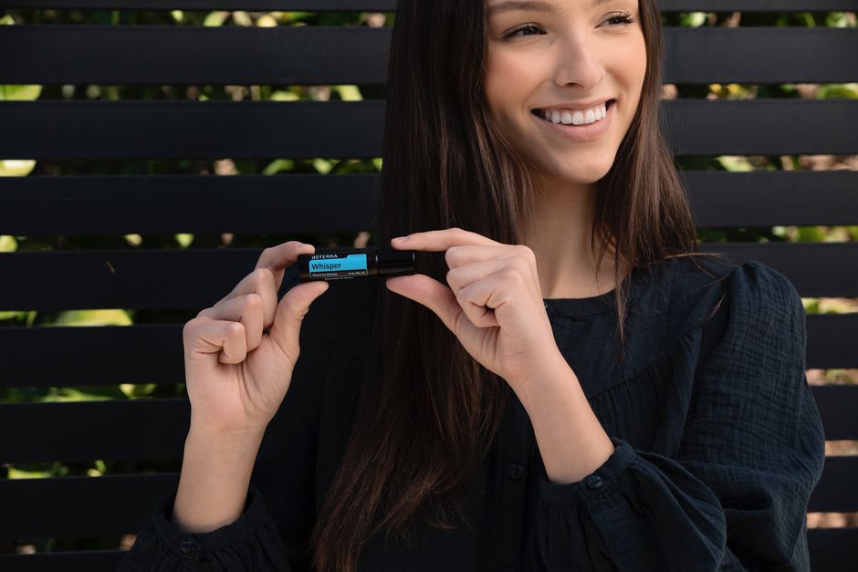 The Art of Portable Perfumery: Why Fragrance Oils Are Redefining Modern Scent