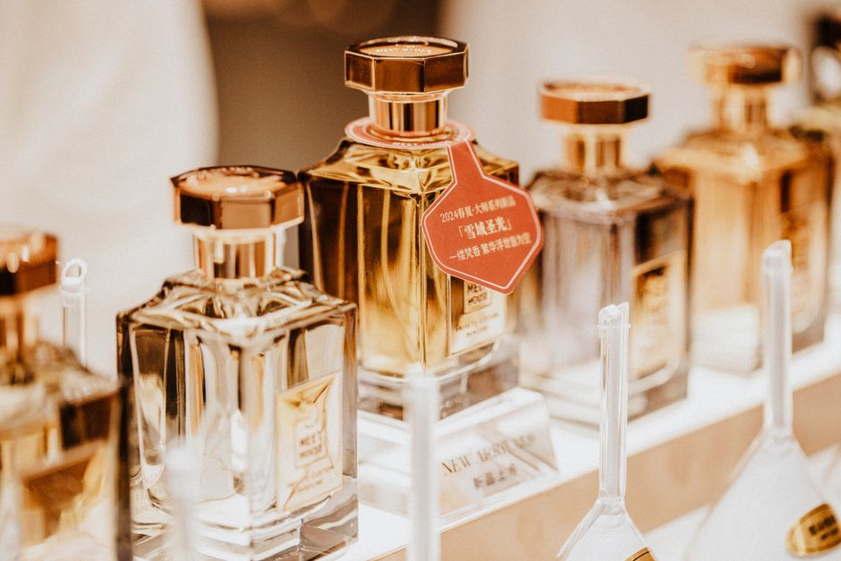 The Scent of the Season: Mastering the Art of Fragrance in 2026