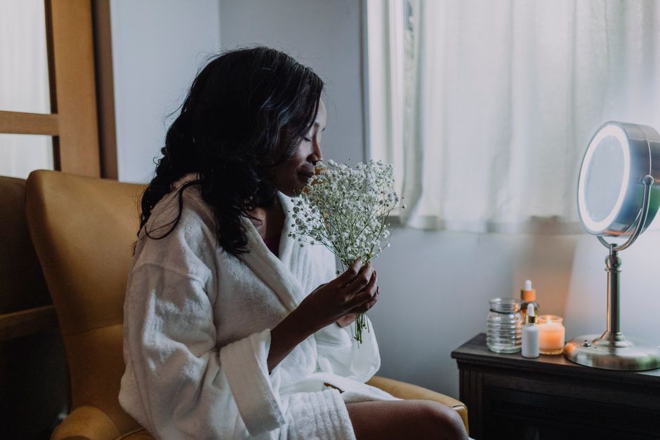 The Fragrance Factor: How Your Signature Scent Impacts Cellular Health (And What to Do About It)