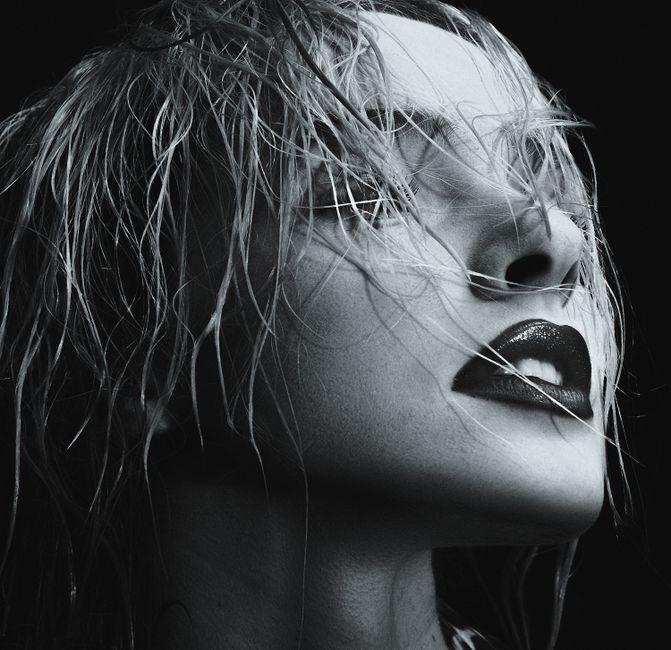 The Power of Scent: How to Build a Signature Fragrance Wardrobe That Commands Attention
