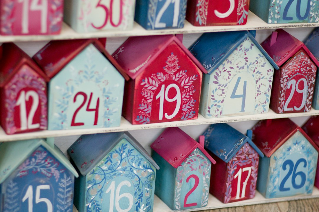 The Fragrance Advent Calendar Phenomenon: Why Perfume Lovers Are Ditching Chocolate for Luxury Scents in 2026