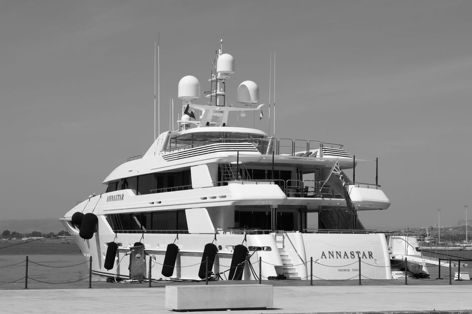 From Humble Beginnings to Luxury Yachts: The Power of Latina Entrepreneurship in Haircare