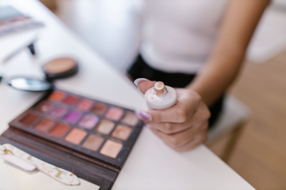 The Rise of "Science-First" Beauty: How China's Cosmetic Innovation is Redefining Global Makeup Standards