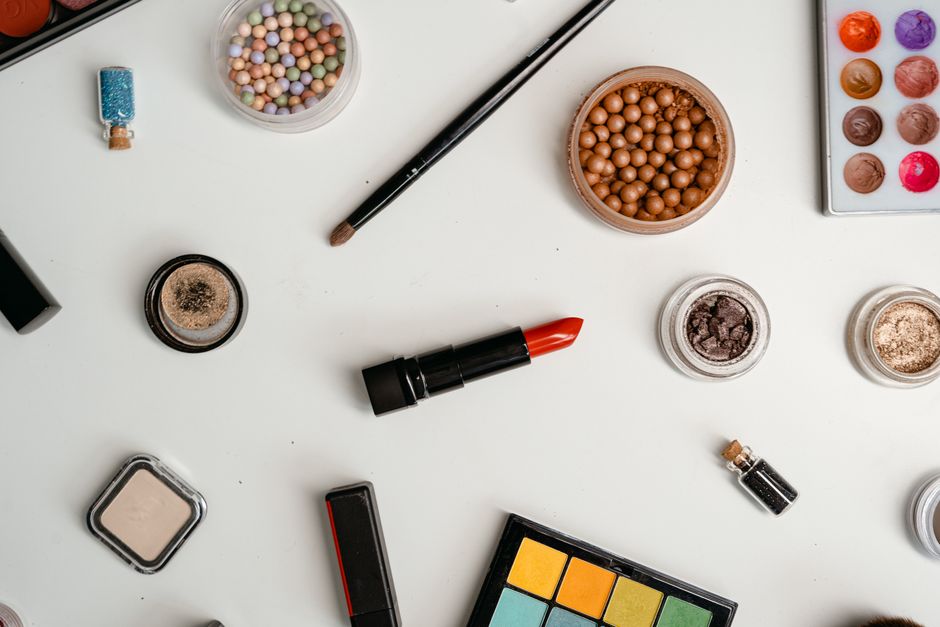 The 2026 Amazon Beauty Edit: Why Smart Shoppers Are Building Their Makeup Bags on the Everything Store