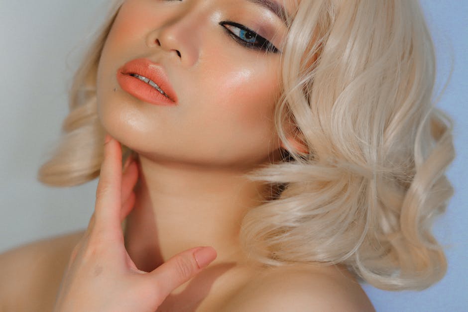 The 2026 Makeup Revolution: Hyper-Personalization, Digital Influences, and the Rise of "Skin-First" Artistry
