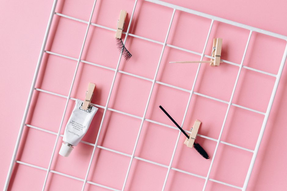 The Art of Effortless Summer Beauty: A Traveler's Guide to Glowing Skin and Minimalist Makeup in 2026