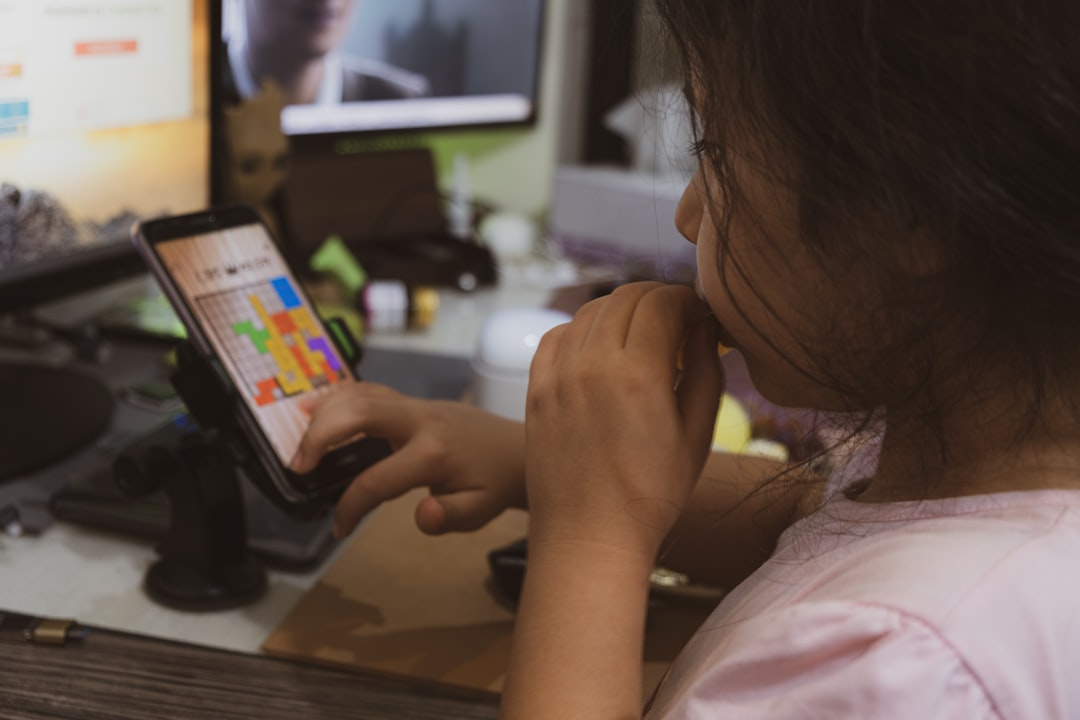 The Digital Fame Trap: Why Parental Control Tools Are the New Essential for Protecting Young Influencers