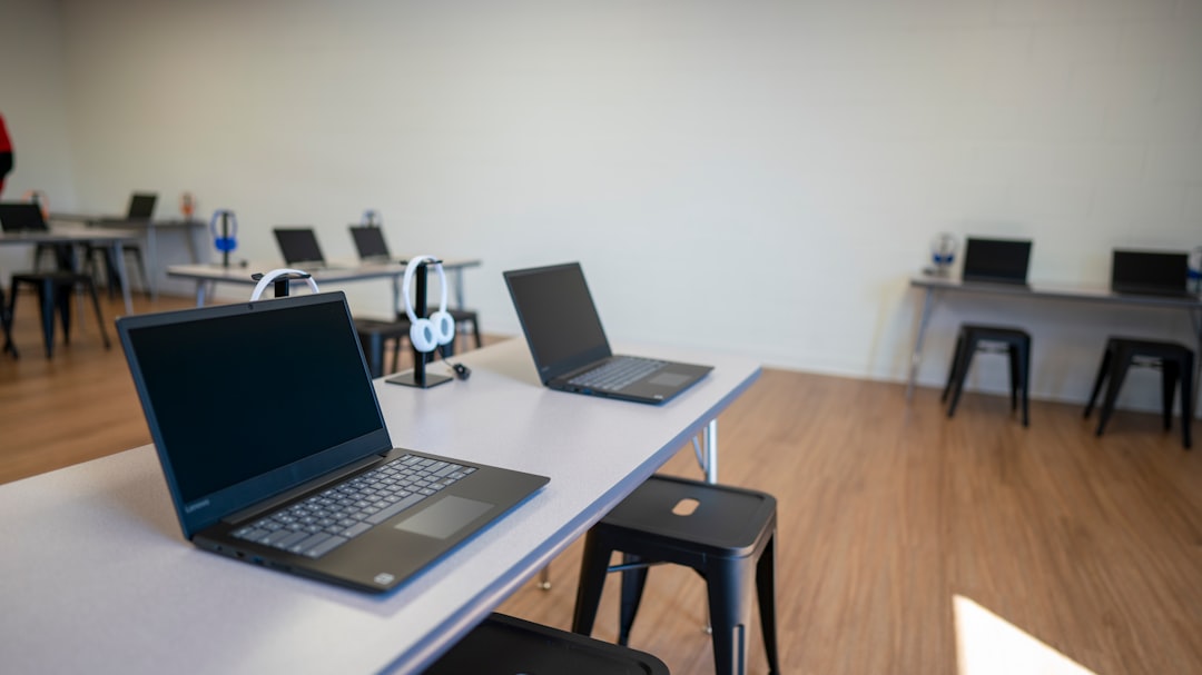 The AI Classroom Paradox: How Generative Tools Are Rewriting the Rules of Learning
