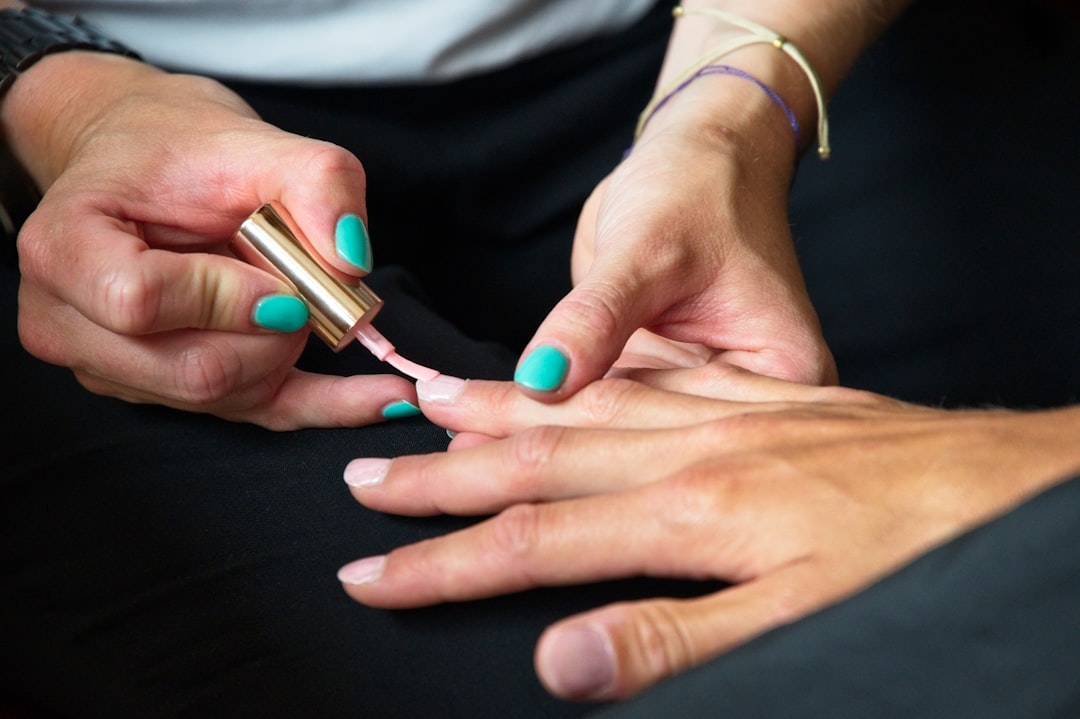 The 2026 Manicure Revolution: Expert Tips for the Ultimate At-Home Salon Experience