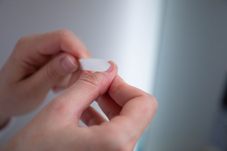 The Ultimate Guide to the DIY Manicure: Salon-Quality Nails at Home in 2026