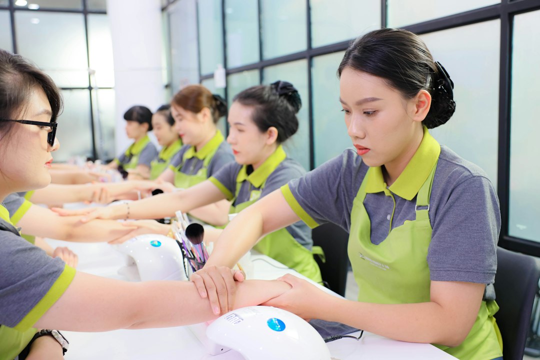 The Robot Manicure Revolution: Why AI-Powered Nail Care Is Taking Over Salons in 2026