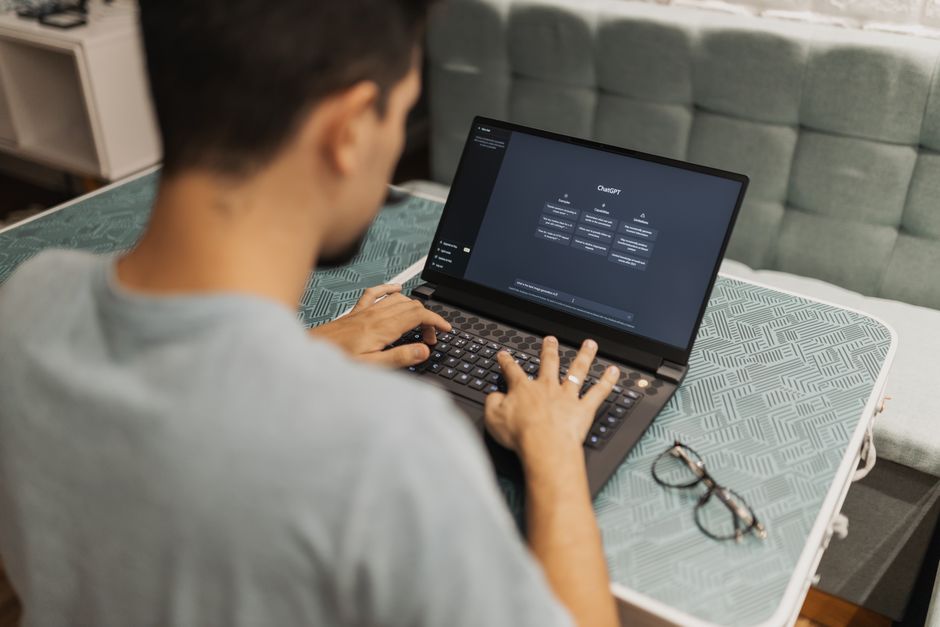 The AI Productivity Paradox: When "Smart" Tools Make Us Dumber