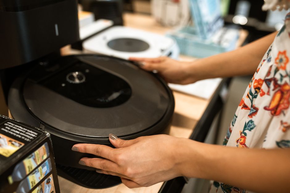 The Ultimate Guide to Robot Vacuums in 2026: Top Picks, Features, and Smart Home Integration