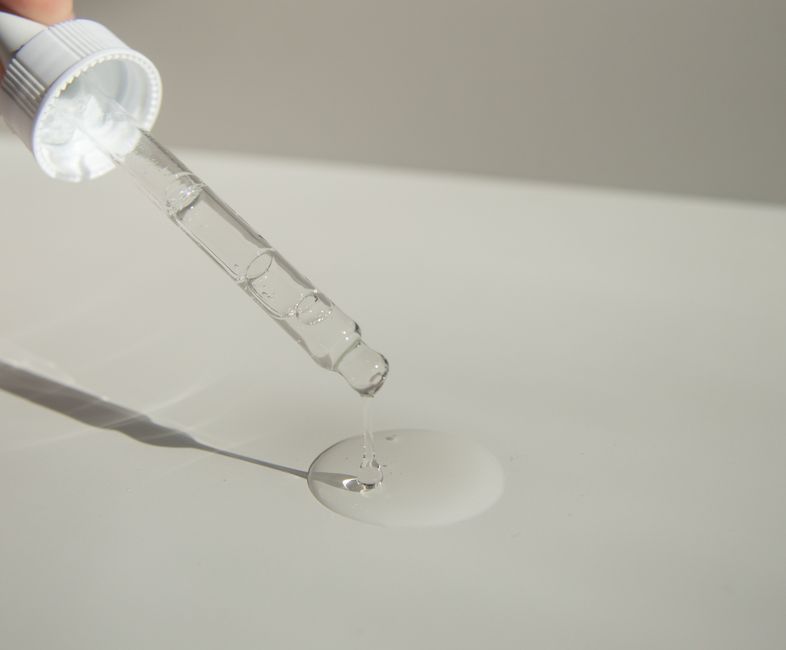 The Ultimate Guide to Hyaluronic Acid in 2026: Your Skin’s Best Friend, Decoded