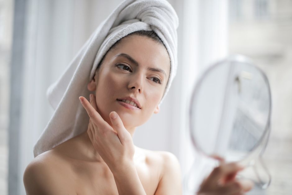 The Skin Barrier Revolution: Why 2026 Is the Year of Smart Skincare Science
