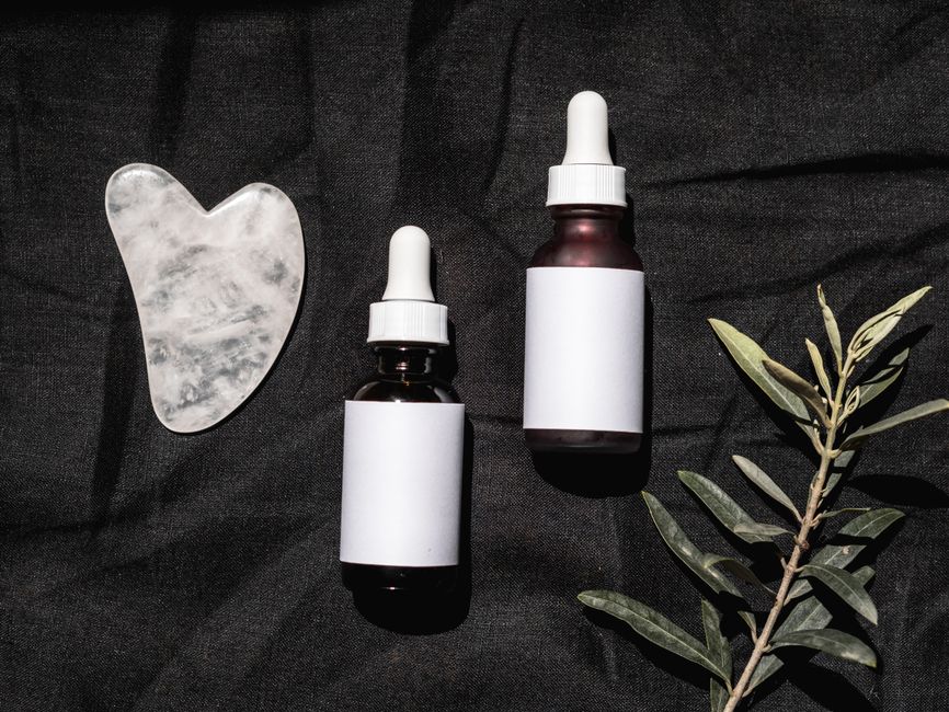 Ho Wood Essential Oil: The 2026 Skincare Secret for Calm, Clear, and Glowing Skin