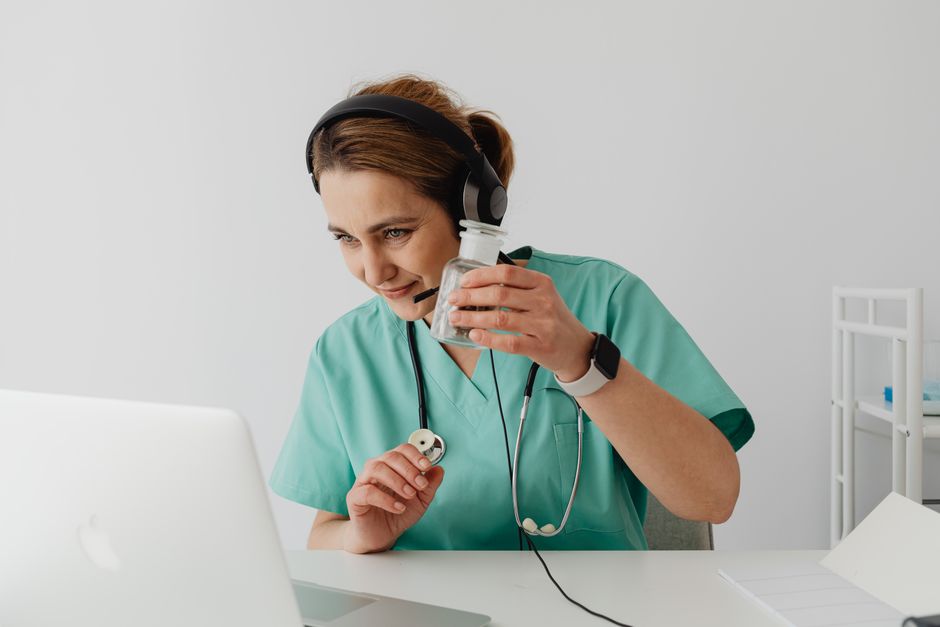 The Telehealth Revolution in Skincare: Why Virtual Consultations Are Changing How We Access Prescription-Grade Treatments