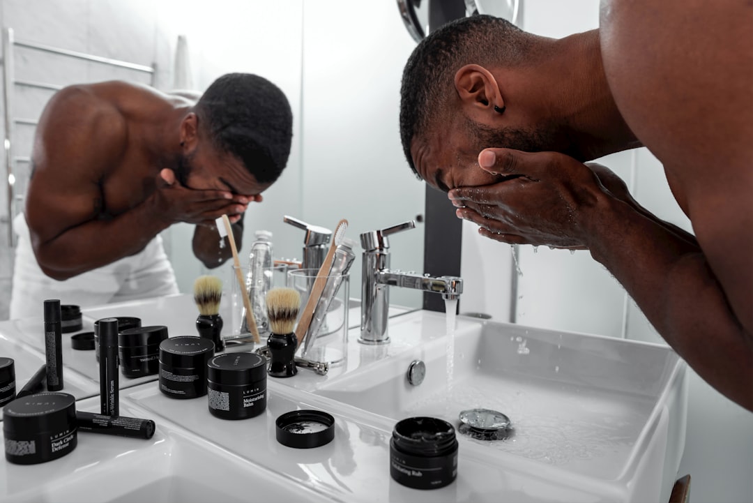 The Ultimate Father's Day Skincare Guide: Giving Dad the Gift of Great Skin in 2026