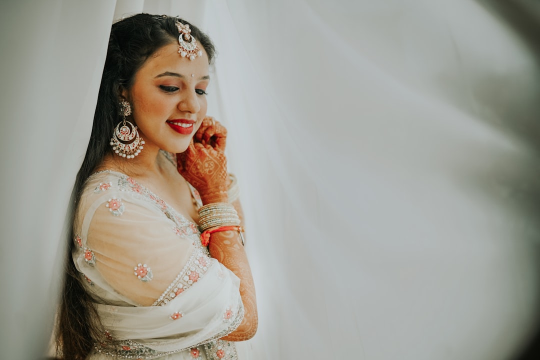 The Ultimate Bridal Beauty Blueprint: Achieving a Glowing, Long-Lasting Wedding Look in 2026