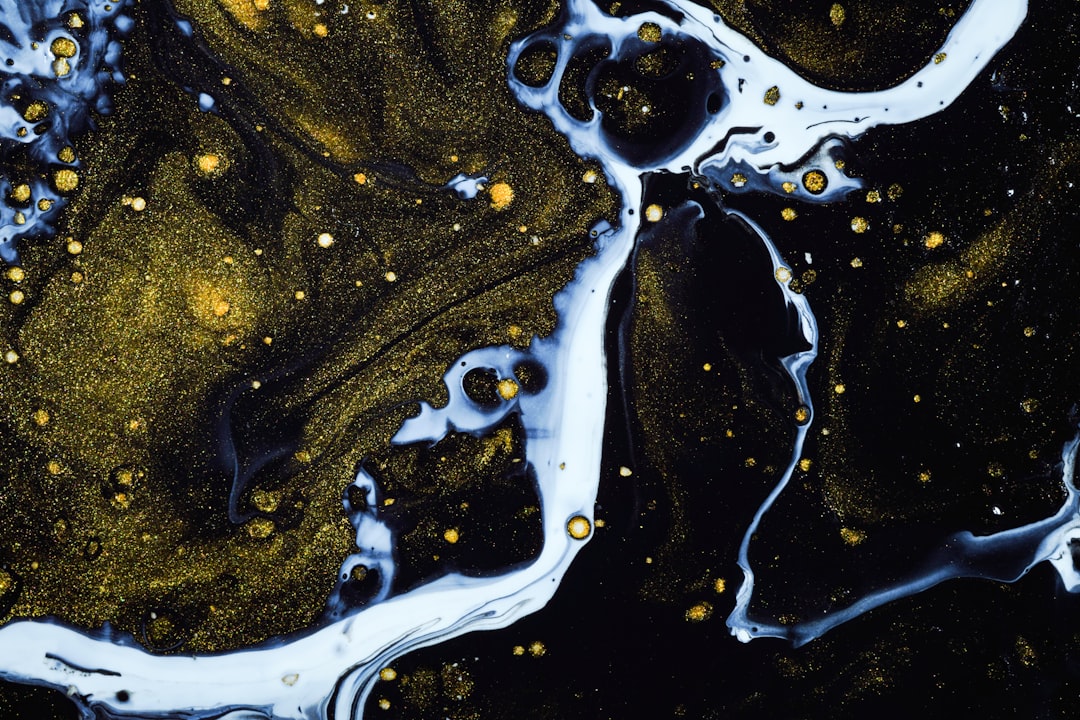 The Art of the Glow: Mastering Exfoliating Cleansers for Celebrity-Level Radiance