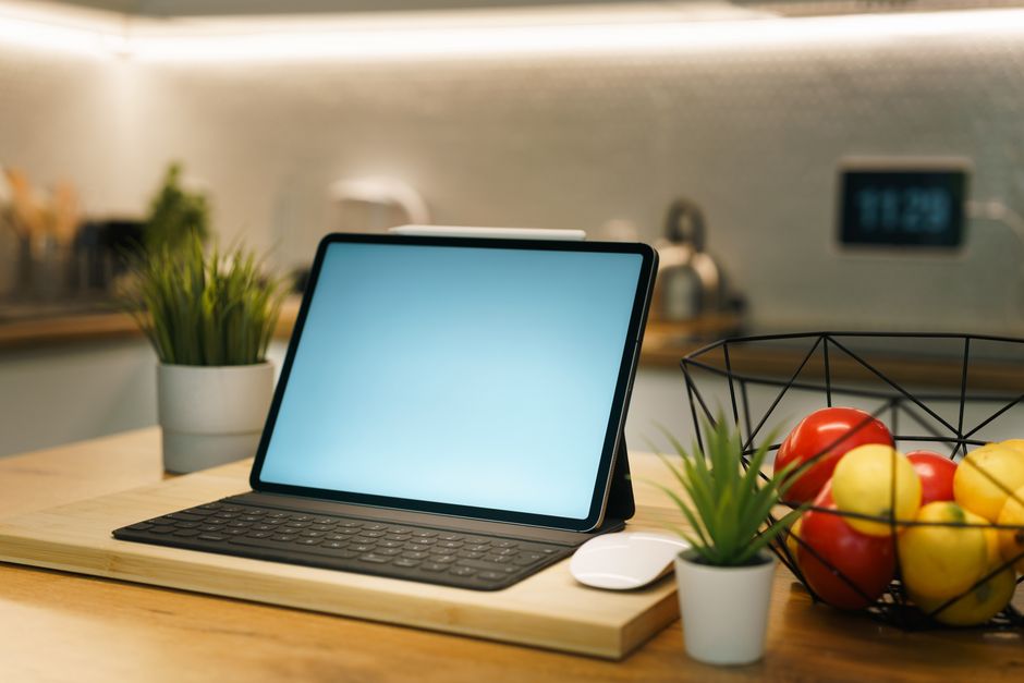 The Ultimate Guide to Smart Kitchen Appliances: Top Picks, Features, and Buying Tips for 2026