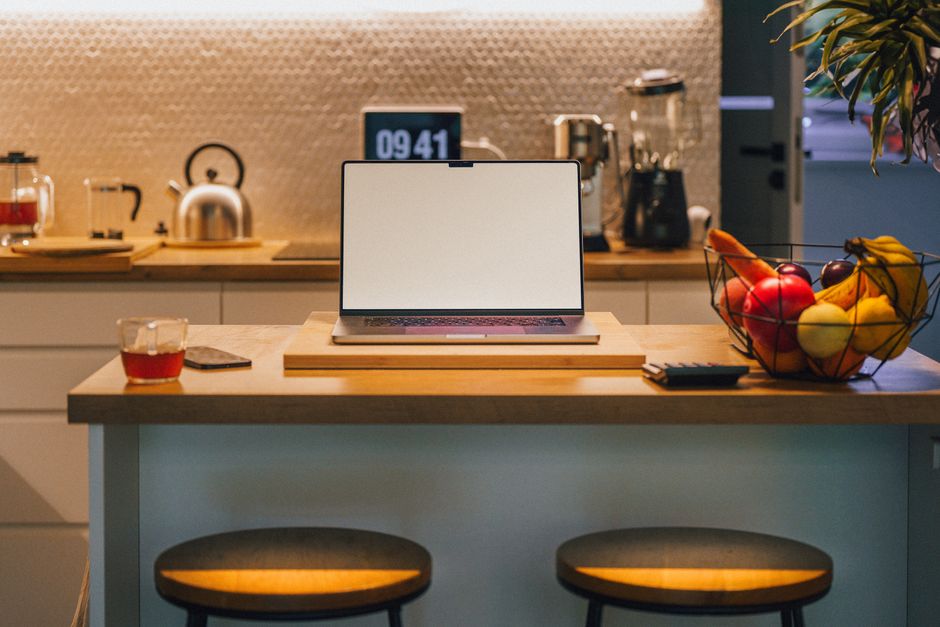 The Ultimate Smart Kitchen Hub: 3 Best Smart Displays for Your Home in 2026