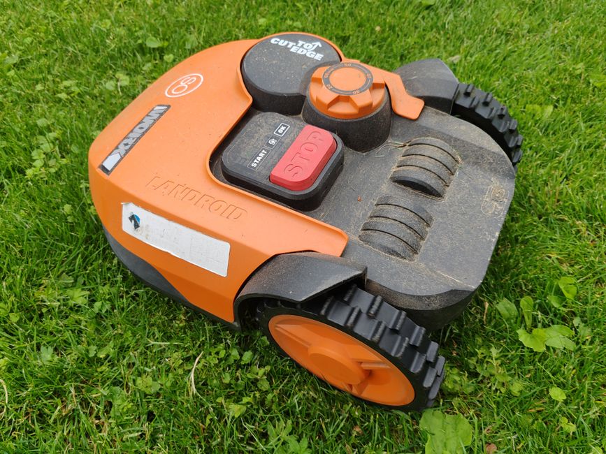 The Ultimate Guide to Automatic Lawn Mowers: Top Robotic Mowers for 2026
