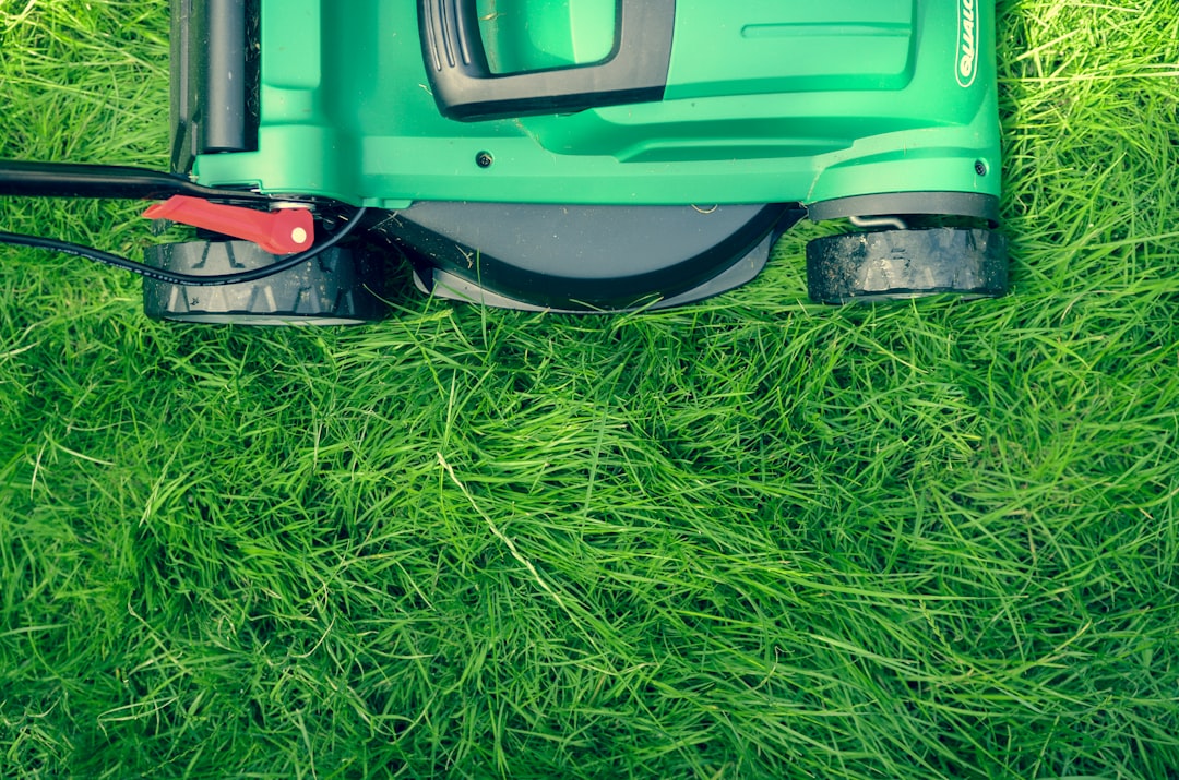 The Ultimate Guide to Automatic Lawn Mowers: 2026's Best Smart Mowers for a Hands-Free Lawn