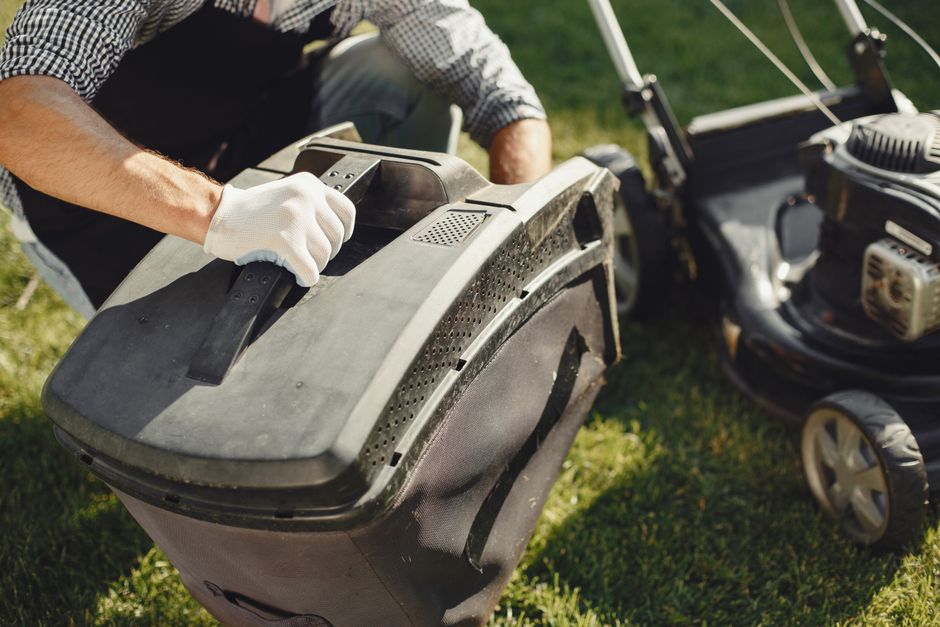 The Ultimate Guide to Automatic Lawn Mowers: Your Hands-Free Path to a Perfect Lawn in 2026